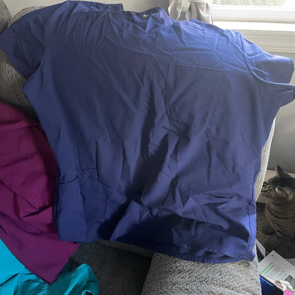 Women’s Scrub Top